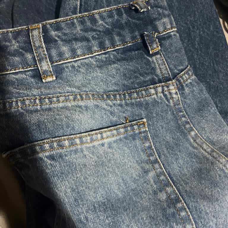 Trendyol'dan Gelen Kesik Jean Şoku