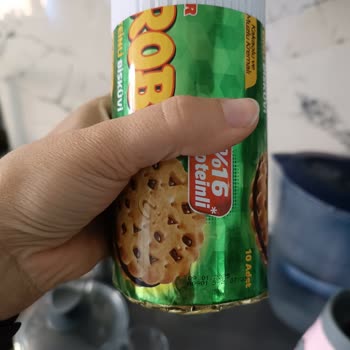 Kurtçuklarla Dolu Probis Skandalı