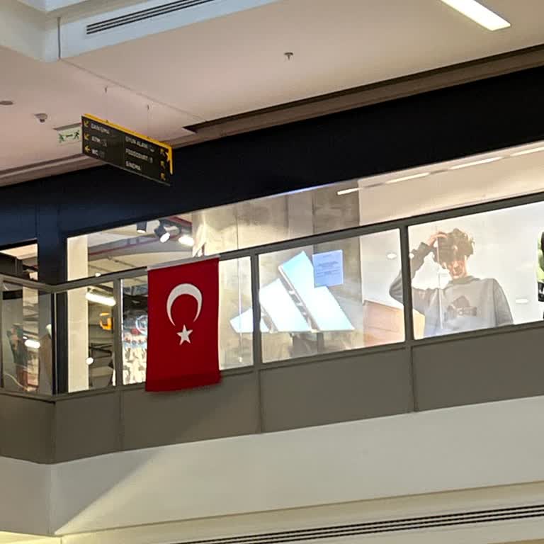 Adidas StarCity Mağazasında Değişim Sorunu