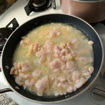 Bozuk Karides Ve Kötü Koku Deneyimi