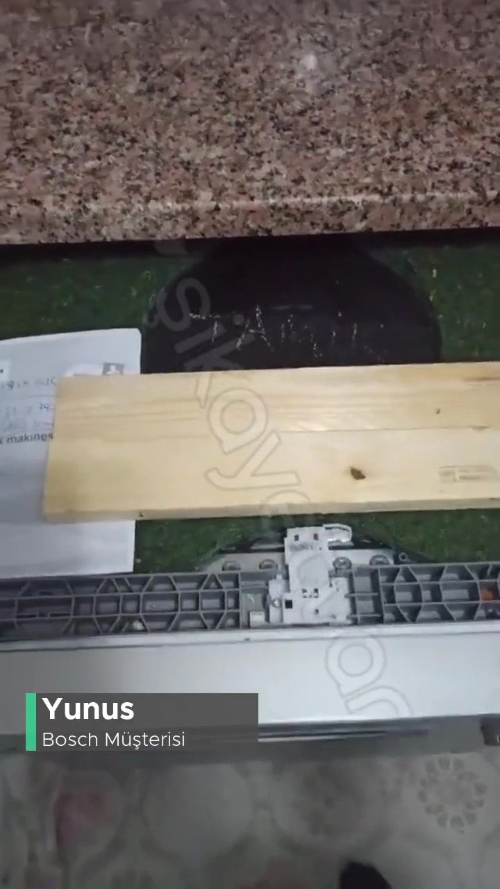 Bosch Ayıplı Bir Ürün Yetkili Teknisyen Ürün Bilgisi Yok! videonun kapak resmi