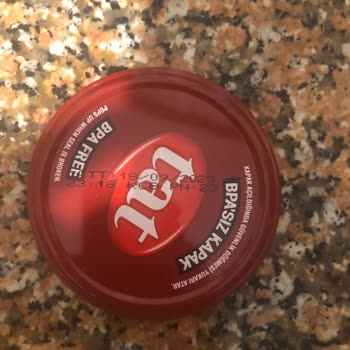 Vakumlu Kavanozdan Çıkan Canlı Böcek Şoku