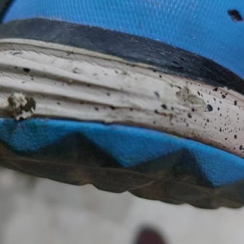 Nike Ayakkabıda Erken Yıpranma Sorunu