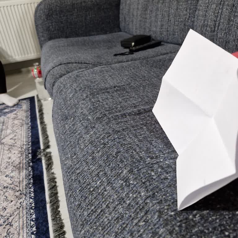 HYS Mobilya'dan Alınan Koltuklarda Çökme Problemi Ve İlgisizlik