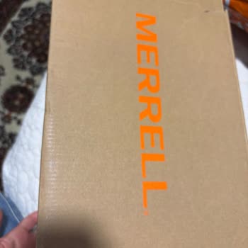 Yanlış Marka Gönderimi: Merrel Yerine Skechers
