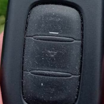 Renault Taliant Anahtarındaki Yazıların Hızla Silinmesi