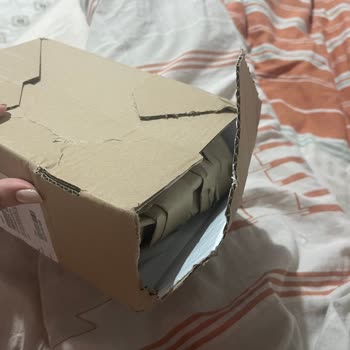 Açık Kargo Paketleri Ve Güven Sorunu