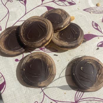 Bozuk Biscolata Pia: Son Kullanma Tarihi 2025 Ama Şimdi Çöpte