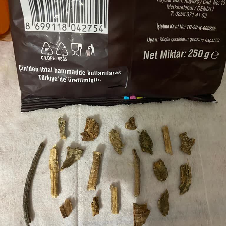 A101 Çerezya Çekirdek Paketlerinde Odun Parçası Sorunu