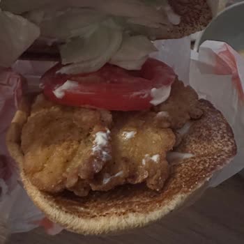 Burger King'de Soğuk Ve İlgisiz Hizmet