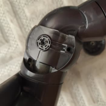 Dyson V15: Dayanıksız Parçalar Ve Yetersiz Müşteri Hizmeti