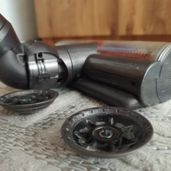 Dyson V15: Dayanıksız Parçalar Ve Yetersiz Müşteri Hizmeti