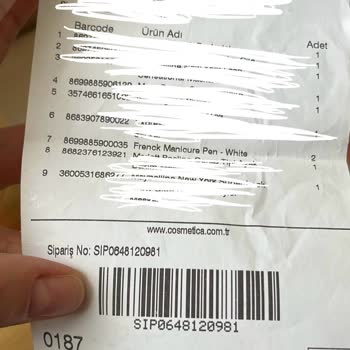 Bozuk Ürünler Ve İletişimsizlik: Cosmetica Deneyimim