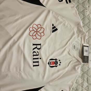 BJK Store'dan Gelen Forma Hayal Kırıklığı