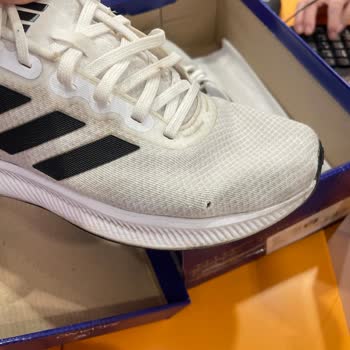 Üç Ayda Yıpranan Ayakkabı Sorunu