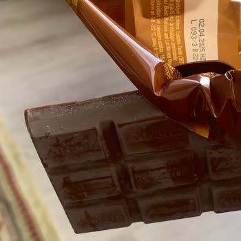 Bozuk Albeni Çikolata Ve Hijyen Sorunu