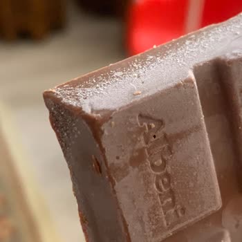 Bozuk Albeni Çikolata Ve Hijyen Sorunu