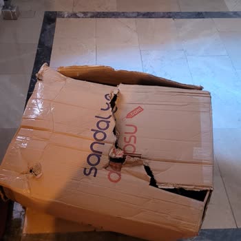 Kargo Firmasının Dikkatsizliği: Sandalyem Kapımın Önüne Atıldı
