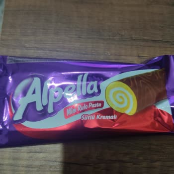 Alpella Mini Rulo Pasta: Lastik Yanığı Gibi Koku Ve Tat