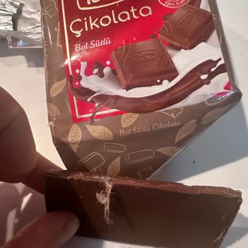 Torku Çikolata İçerisinde Yabancı Cisimler