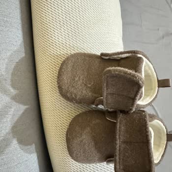 H&M Bebek Ayakkabısı İlk Günden Yıprandı