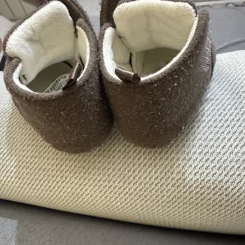 H&M Bebek Ayakkabısı İlk Günden Yıprandı