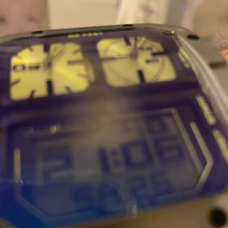 Su Geçirmez Saat Su Alıyor