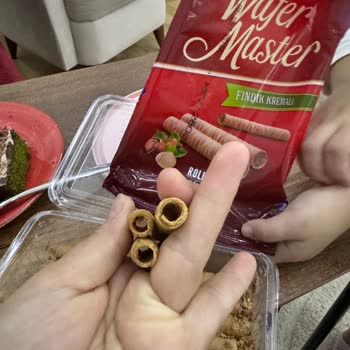 Çizmeci Gıda Wafer Master Fındık Kremalı Rulo Katın İçinden 3-4 Tanesi Boş Çıktı!