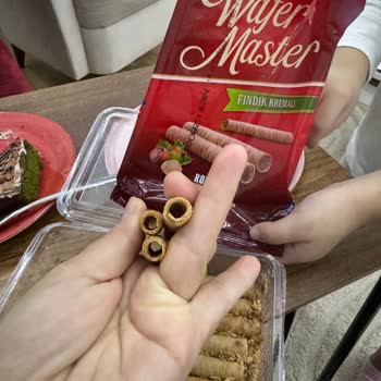 Çizmeci Gıda Wafer Master Fındık Kremalı Rulo Katın İçinden 3-4 Tanesi Boş Çıktı!