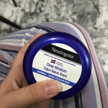 Neutrogena Güvendiğim Markanın Ürünü Cildimde Tahrişe Sebep Oldu
