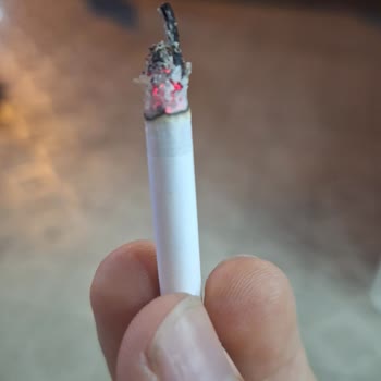 Winston Slender Blue Paketinde Plastik İp Sorunu