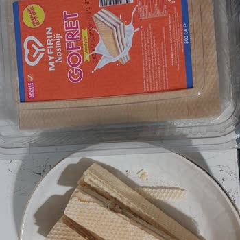 Migros Gofretinde Şaşırtıcı Siyah Madde