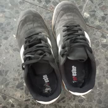 Kısa Sürede Yıpranan Ayakkabı Tabanı