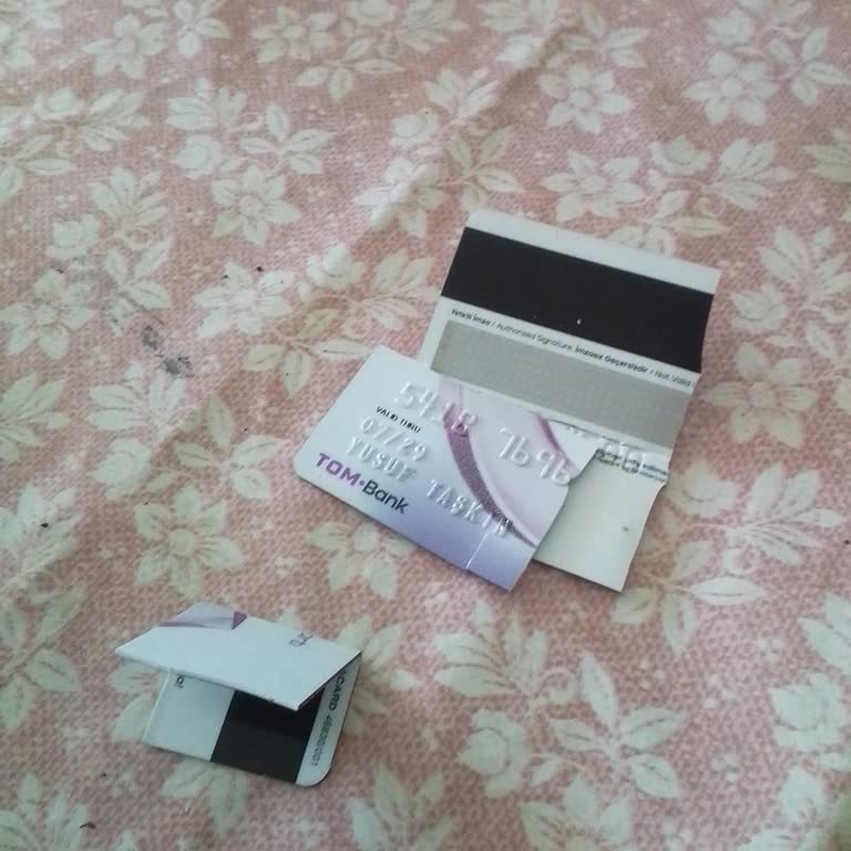 Kredi Kartı Kullanımında Sürekli Sorun Yaşanıyor