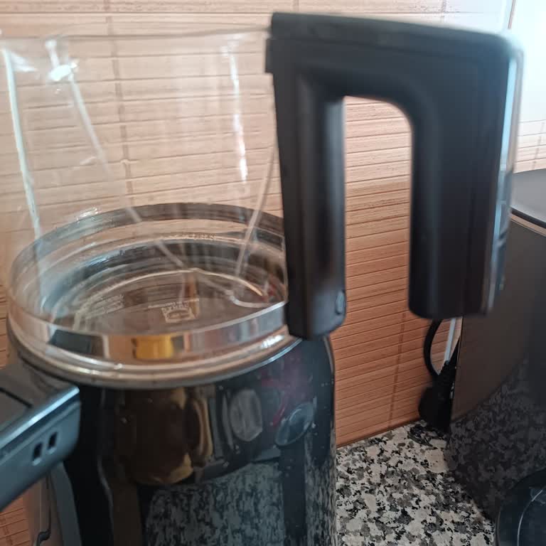 Arçelik Çay Makinesi Cam Demliği Çatladı, Müşteri Hizmetleri Çözüm Sunmuyor