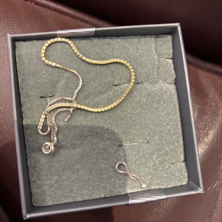 Dayanıklılığı Zayıf Bileklik Ve Yetersiz Müşteri Hizmeti