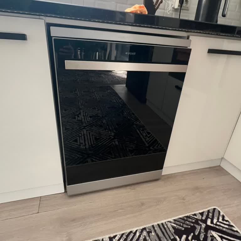 Yanık Kokusu Ve Duman Çıkaran Bulaşık Makinesi Tehlikesi