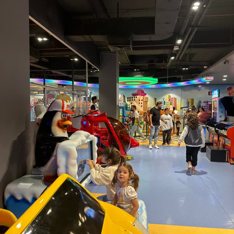 AVM'de Kaba Çalışanlar Ve Çifte Standart