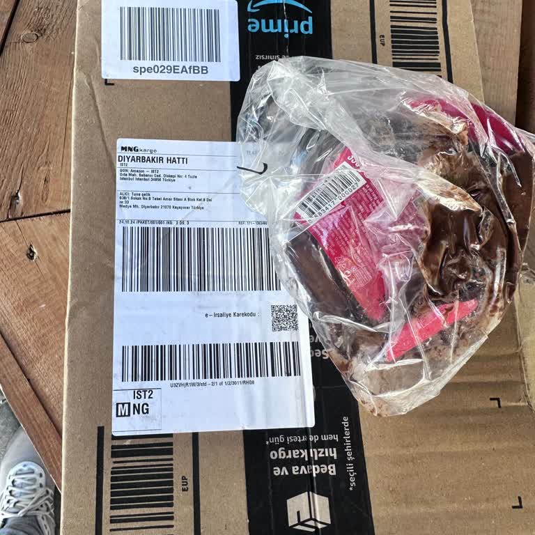 Kırık Çikolatalar Ve Yetersiz Paketleme Sorunu