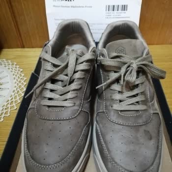 Leke Büyüyen Ayakkabı Ve İade Sorunu