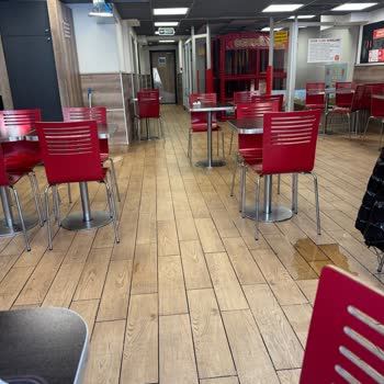 Burger King Şubesinde Hijyen Sorunları Ve Klima Problemi
