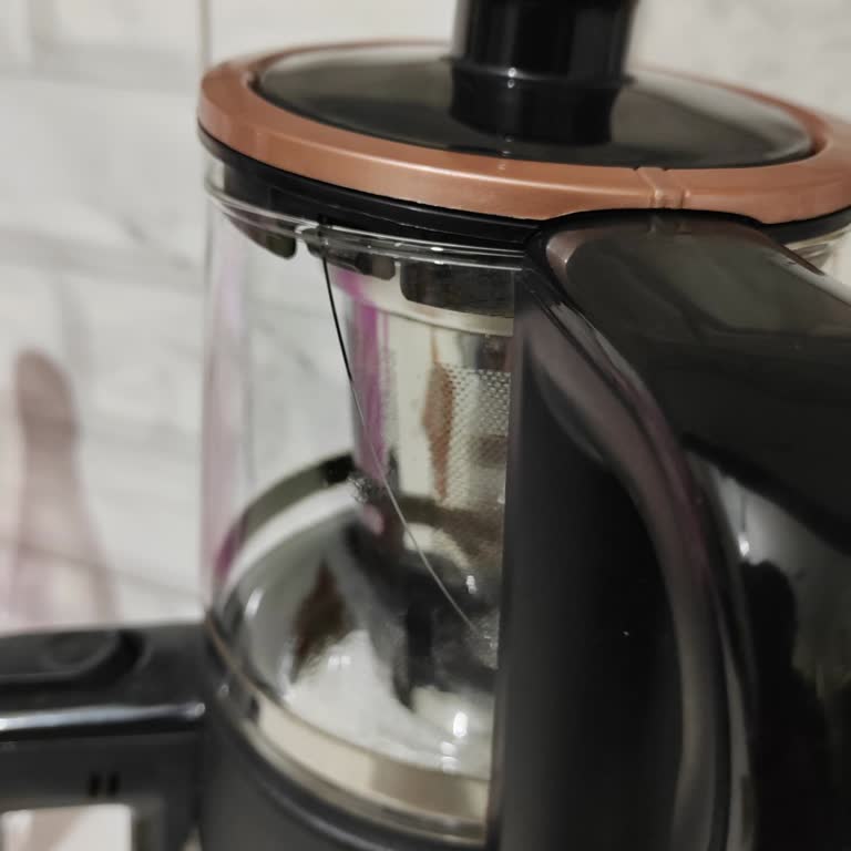 Arçelik Çay Makinesi Kapağı Çatladı Garanti Kapsamında Çözüm Bekliyoruz