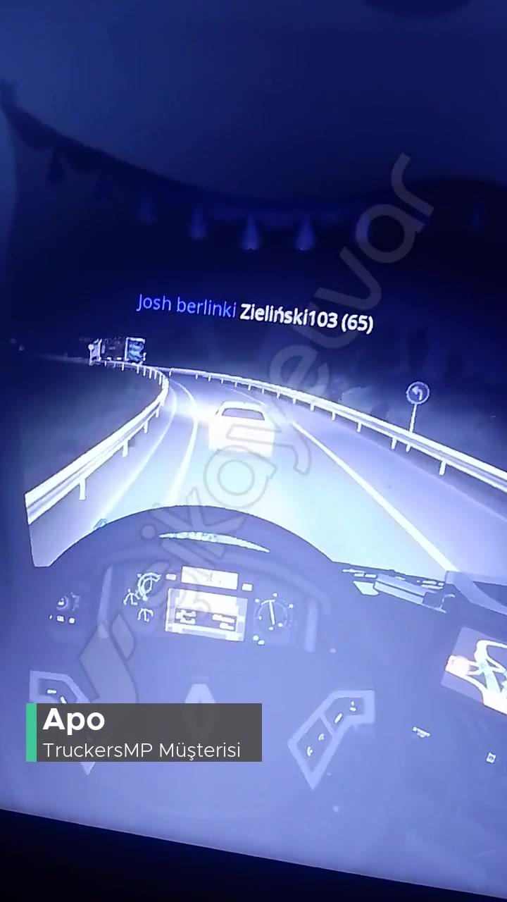 Truckersmp Önüme Kırma Ve Sıkıştırma Trafiği Kapatma! videonun kapak resmi