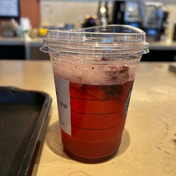 Eksik İçecek Ve İlgisiz Hizmet