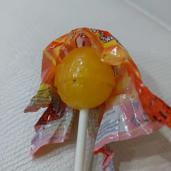 Çocuklar İçin Tehlikeli Şeker Ambalajı