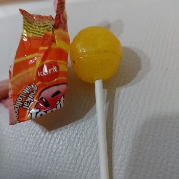 Çocuklar İçin Tehlikeli Şeker Ambalajı