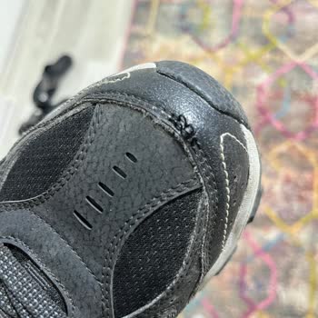 Skechers Ayakkabıda İp Atma Sorunu Çözülmüyor