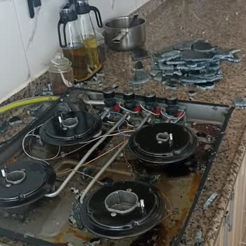 Kumtel Marka Ocak Camının Patlaması!