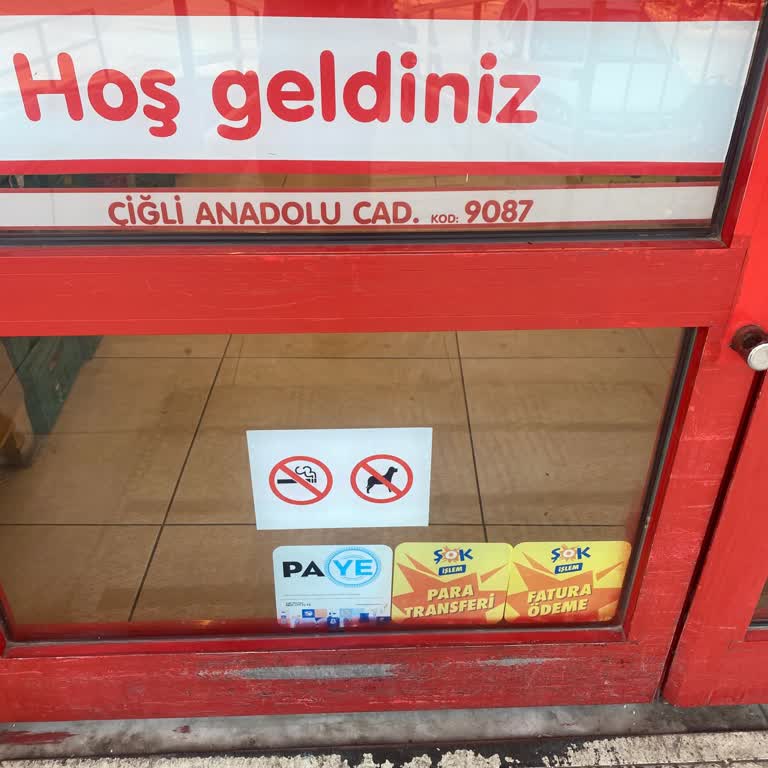 Kasiyerin Nezaketsiz Davranışı