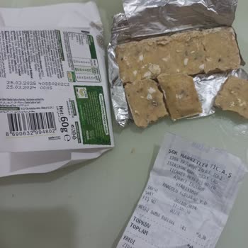 Küflü Çikolata Şoku: Nestle Damak'ta Beklenmedik Sürpriz